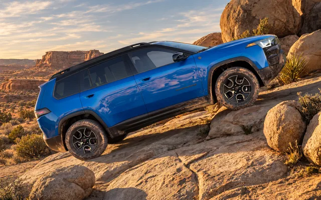 Jeep Cherokee Trailhawk 2027: зміни для бездоріжжя Jeep Cherokee Trailhawk 2027: зміни для бездоріжжя