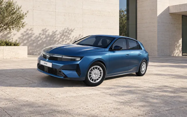Opel Astra Start: цены в Германии и базовое оснащение