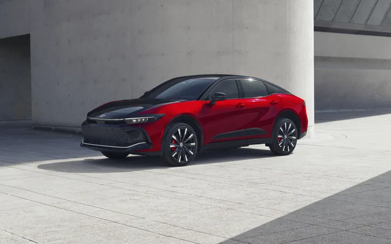 Toyota Crown 2027: новий гібрид THS 5, витрата, комплектації та ціни Toyota Crown 2027: новий гібрид THS 5, витрата, комплектації та ціни