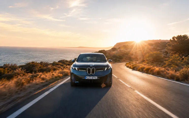 BMW iX3 Neue Klasse: що змінилося в новому електрокросовері