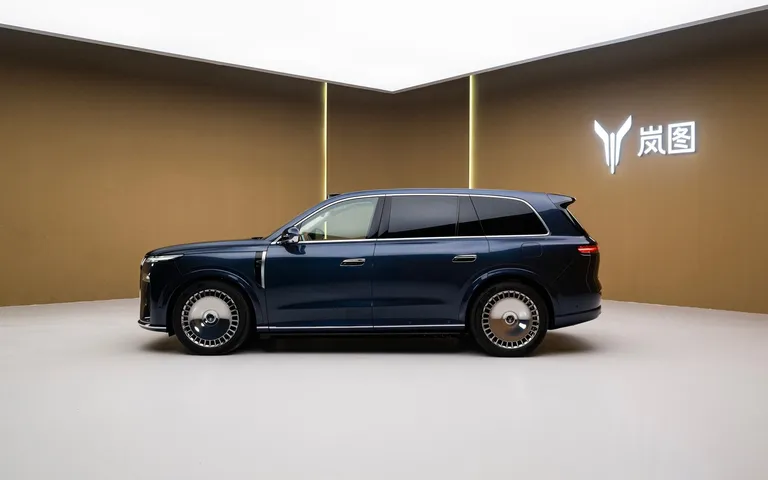 VOYAH Taishan — флагманский гибридный SUV от VOYAH: старт продаж и ключевые особенности VOYAH Taishan — флагманский гибридный SUV от VOYAH: старт продаж и ключевые особенности